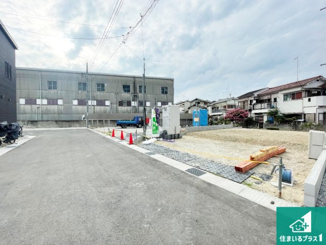 明石市大久保町江井島　第4期　新築一戸建ての前面道路含む現地写真|周辺は落ち着いた街並みの住宅地！子育てがしやすい住環境です！まだ未完成ですが、現地でしかわからない事もございます。是非一度ご覧ください。