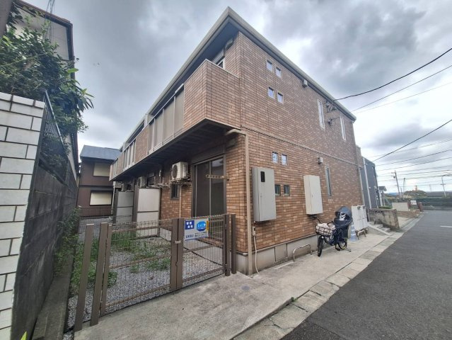 ドミールＦ鶴ヶ峰