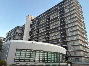 西神中央ウェステージ壱番館の外観