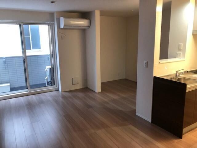 アンジュール多摩川の洋室