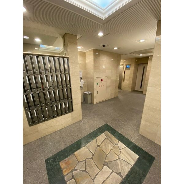 プレサンス京都四条河原町ネクステージのエントランス