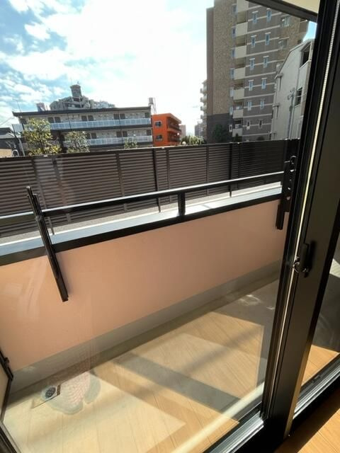 シャルマン谷塚Ⅴのバルコニー