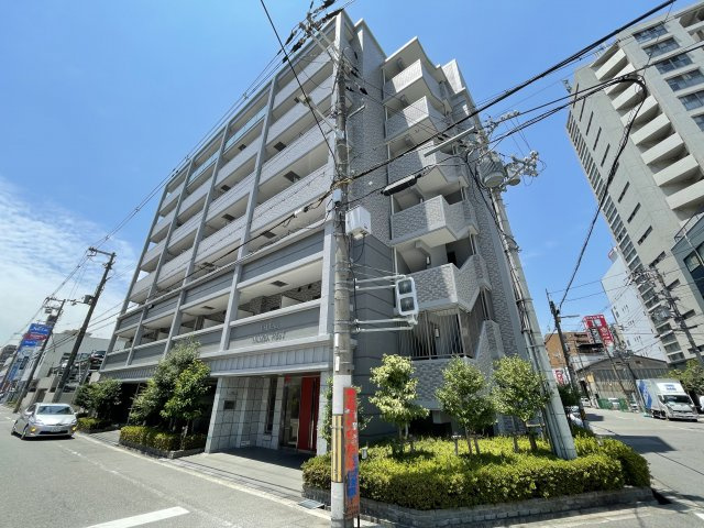 エスリード難波WESTの外観