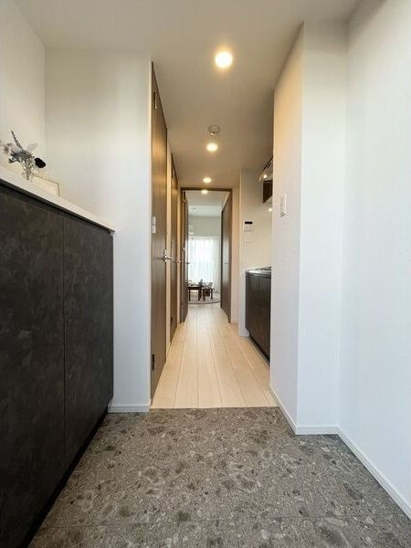S-RESIDENCE野並駅前broad(ブロード)　フリーレント・家具家電キャンペーン実施中!の玄関