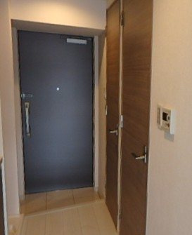 ＨＹ’ｓ　ａｖａｎｃｅｒ王子神谷 の玄関
