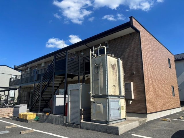 落ち着いた雰囲気の外観です