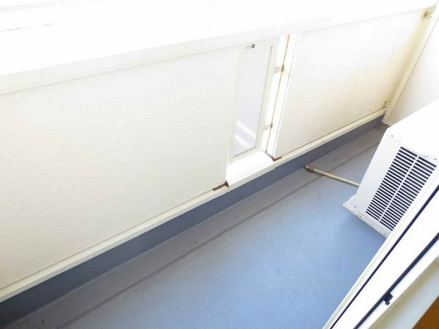 お洗濯にも便利なバルコニー付き