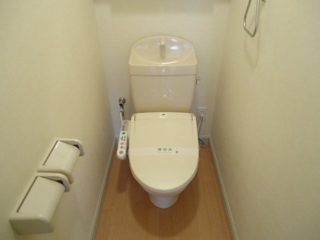 シャワー付トイレ