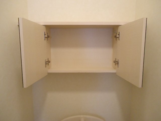 トイレ収納棚