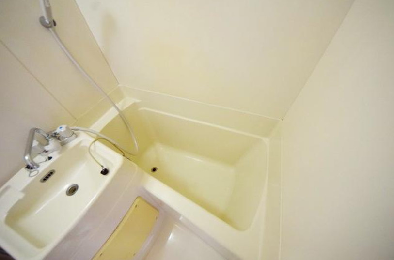 調布市　一棟収益マンション　ヴェッセル布田の浴室