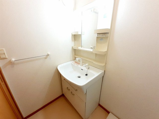コンパクトで使いやすい洗面所