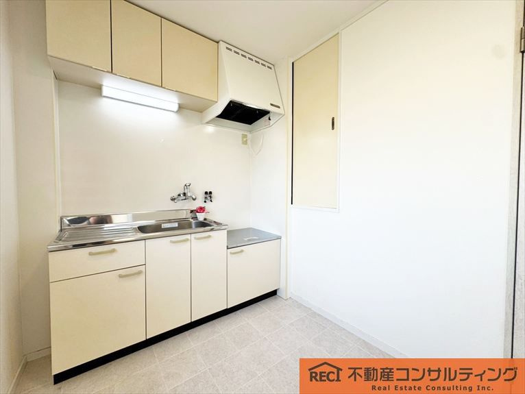 神戸市東灘区御影塚町1丁目　中古戸建のキッチン|阪神石屋川駅徒歩8分！特急停車駅の阪神御影駅も徒歩圏内♪