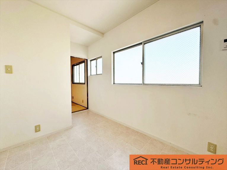 神戸市東灘区御影塚町1丁目　中古戸建の居間・リビング