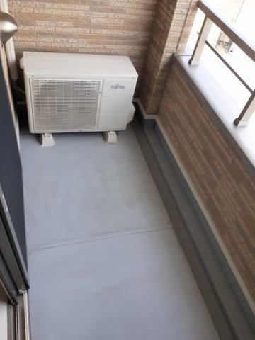 陽当たり良好なバルコニーです