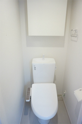コンパクトで使いやすいトイレです
