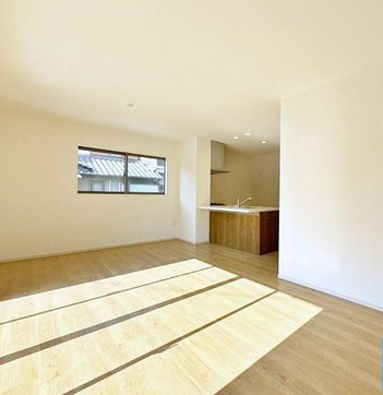 【居間・リビング】 | ☆大阪府八尾市沼３丁目１６－１０　新築一戸建て