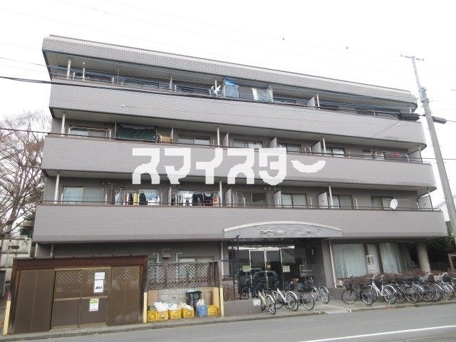 ロイヤルヒルズの外観