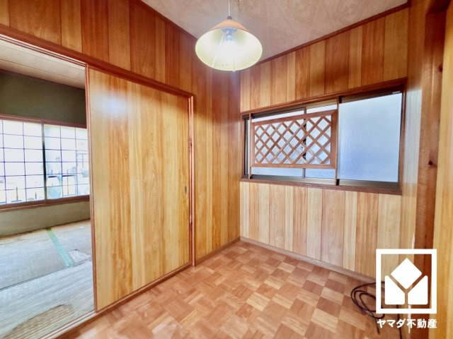伏見区淀際目町の寝室