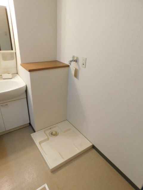 ジェヌイン本山のその他