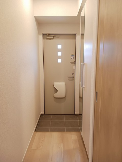 【玄関】カルム古市橋 