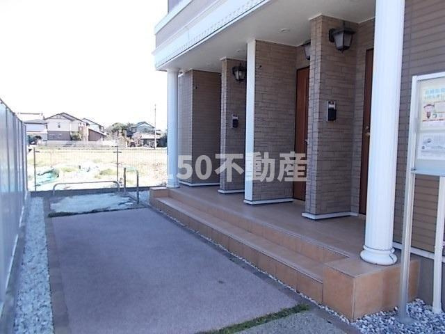フォレスト・ヒルズＢのエントランス|建物の内部です