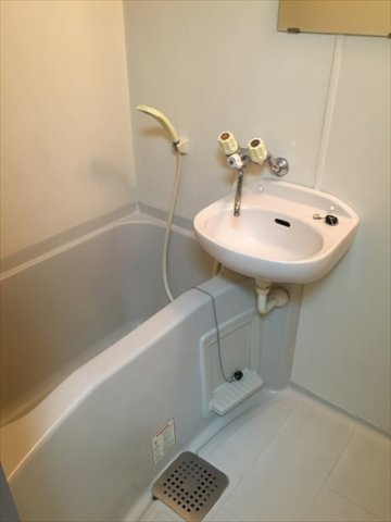 ゆったり過ごせるお風呂です