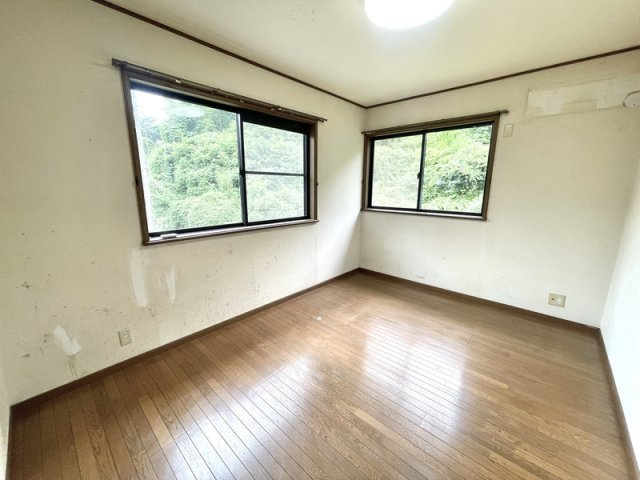 【寝室】