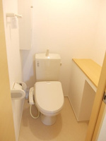 清潔感のあるトイレです