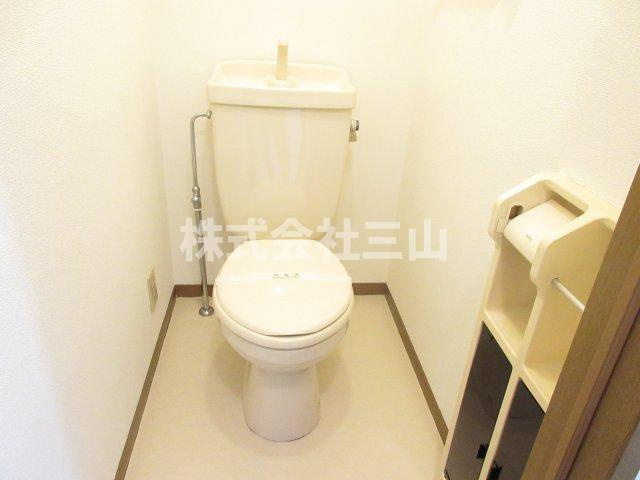 清潔感のあるトイレです