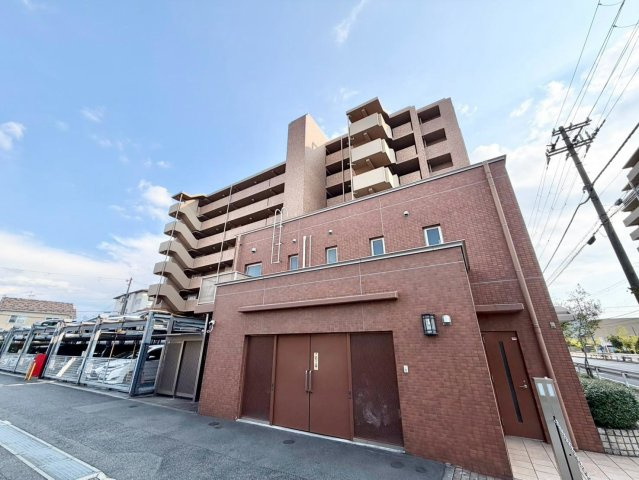 ファミール羽衣公園前の外観|家探しはどうやってするの？から資金のことや住宅ローン、税金や制度のことまで住宅の難しいことをわかりやすく説明いたします♪