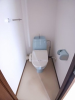 清潔感のあるトイレです