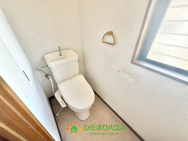 加須市南大桑　中古一戸建てのトイレ