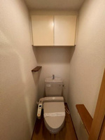 清潔感のあるトイレです