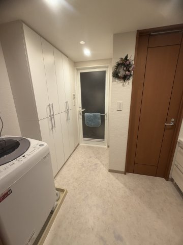 クレストフォルム横浜リヴァシスの洗面所|脱衣所・室内洗濯機置き場