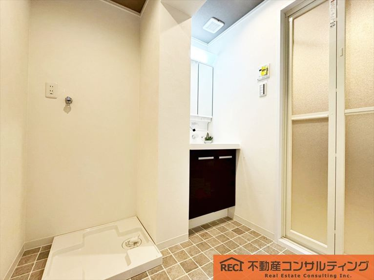 セルダン住吉川の独立洗面台