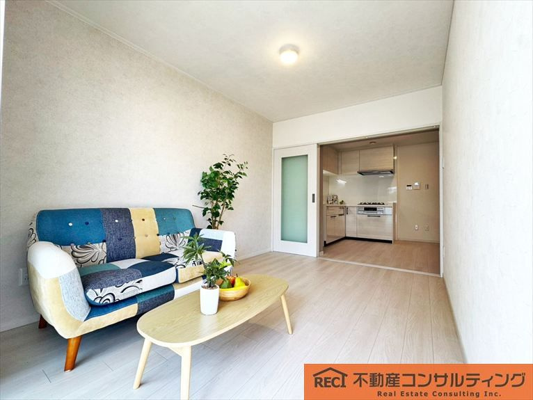 セルダン住吉川の居間・リビング