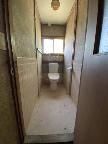 三井郡大刀洗町大字鵜木　中古戸建のトイレ