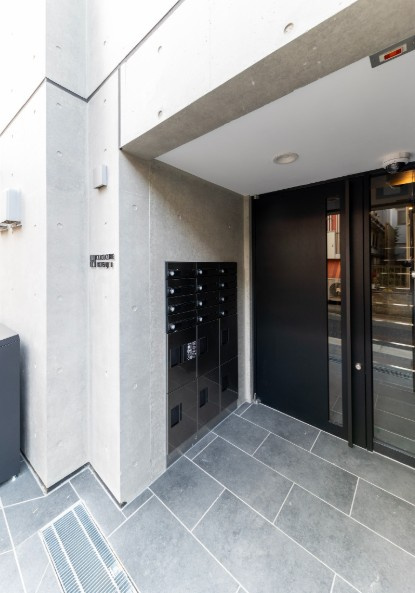 COCOCUBE　KOENJI Ⅱのエントランス