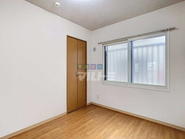 メトロ南郷13の洋室|②きれいな洋室です(5.2帖)