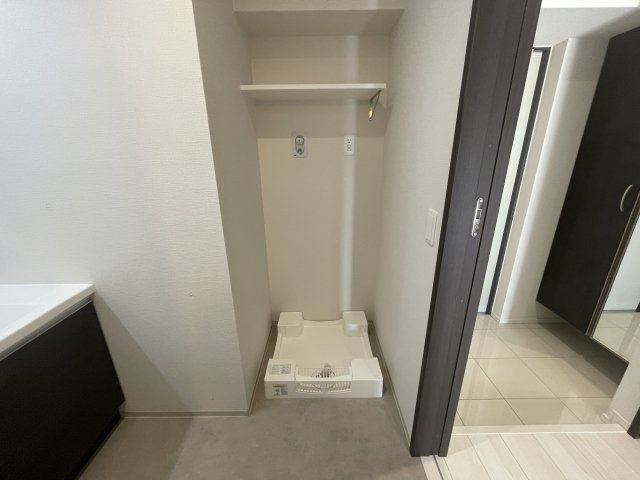 トリニティ豊中本町の玄関