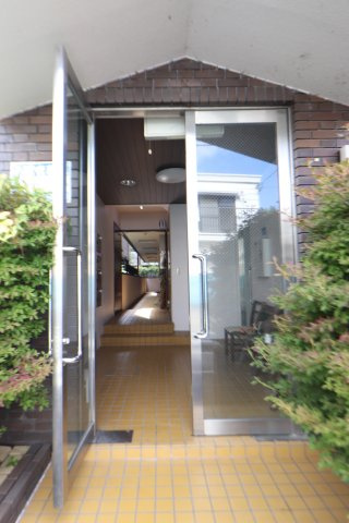 コスモポリタンのエントランス