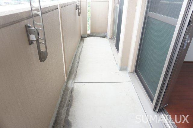 熊本市西区蓮台寺１丁目の賃貸マンションのバルコニー