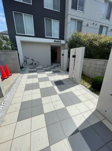 Branche桜山Chambre　名古屋市賃貸　仲介手数料無料のエントランス