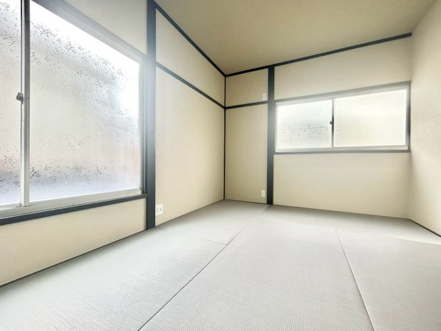 品川区旗の台5丁目　中古戸建の和室|しっとりと落ち着いた雰囲気の和室です。

現地ご見学希望・資料請求などお気軽にお問い合わせ下さい！
03-5990-5201