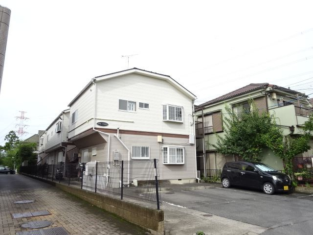 ラデヴィーナ戸塚安行