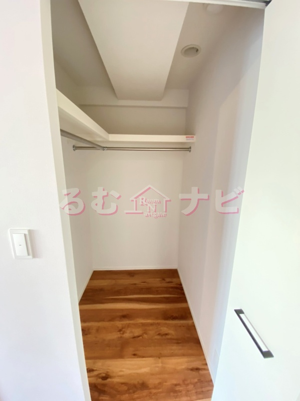 福岡市南区井尻５丁目の賃貸マンションの収納