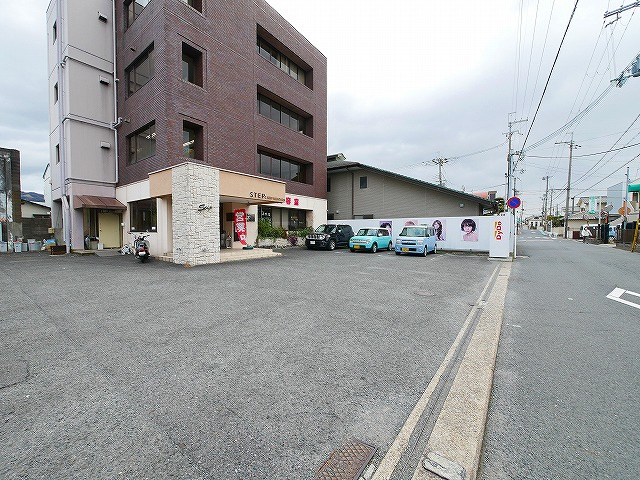 グレイスの駐車場
