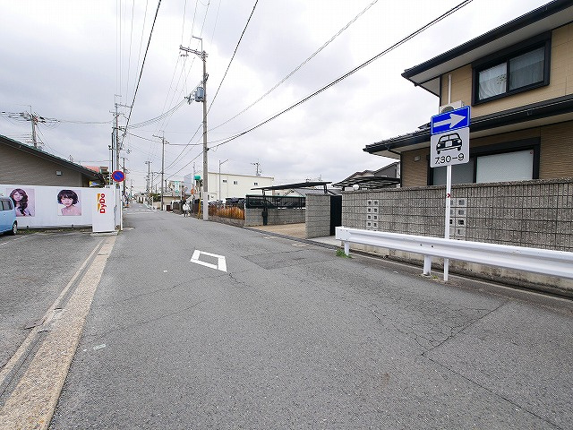 グレイスの周辺