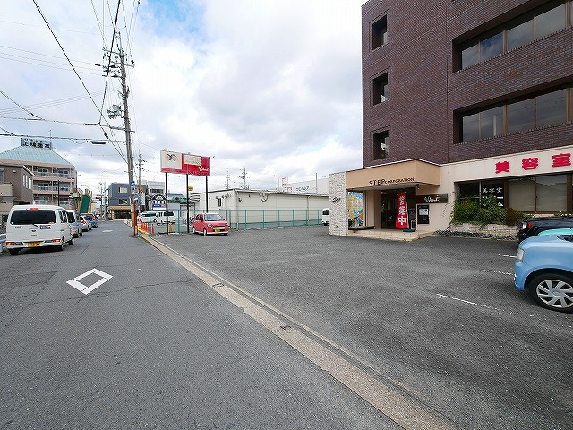 グレイスの駐車場
