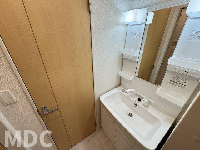 徳島市北矢三町３丁目のアパートの洗面所